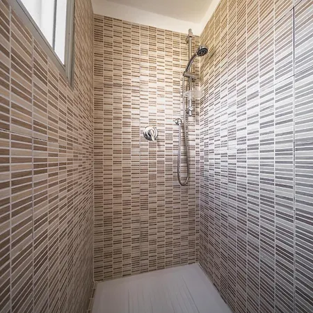 Apartamento Mira's 15min Walk From Station *